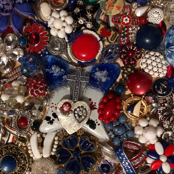 LOVE HONOR AND COMMITMENT - Picture 6 of 8